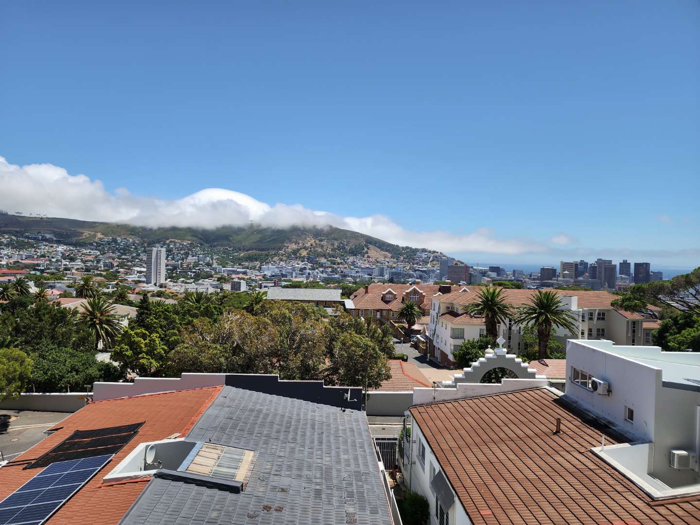 2 Bedroom Property for Sale in Vredehoek Western Cape